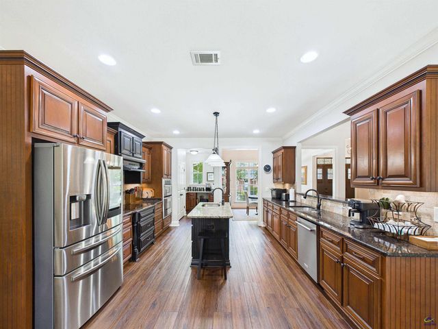 411 Stathams Way, Warner Robins, GA 31088