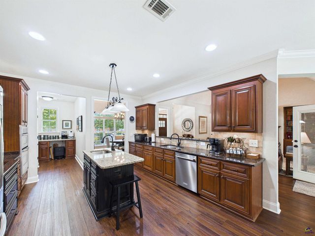 411 Stathams Way, Warner Robins, GA 31088