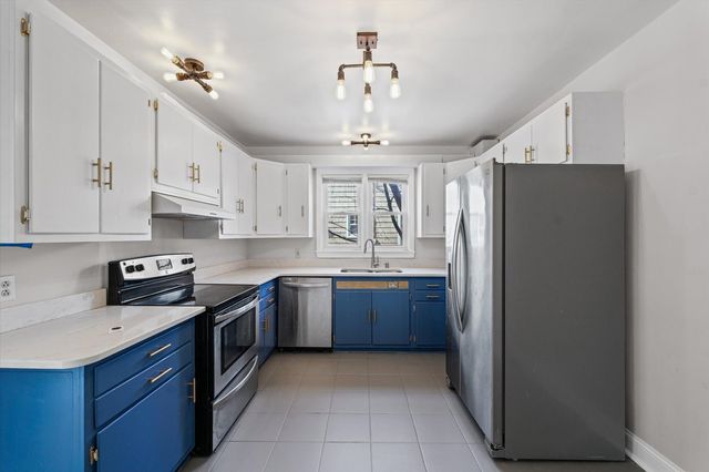 302 W Florida Avenue, Urbana, IL 61801