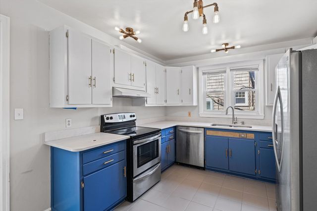 302 W Florida Avenue, Urbana, IL 61801