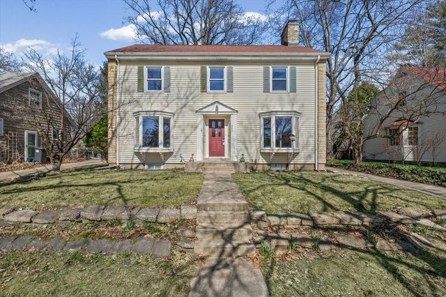 302 W Florida Avenue, Urbana, IL 61801