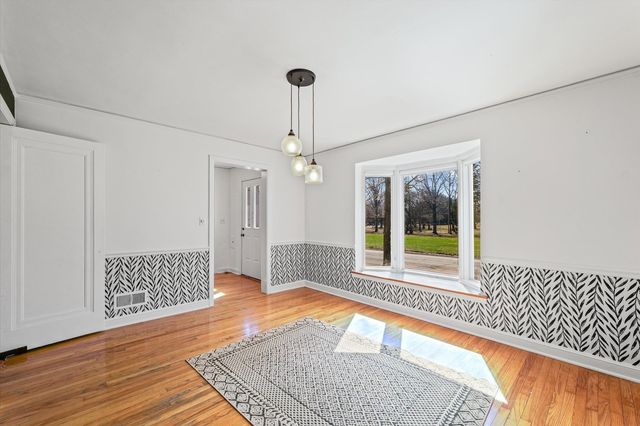 302 W Florida Avenue, Urbana, IL 61801