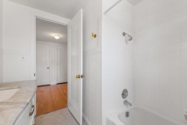 302 W Florida Avenue, Urbana, IL 61801