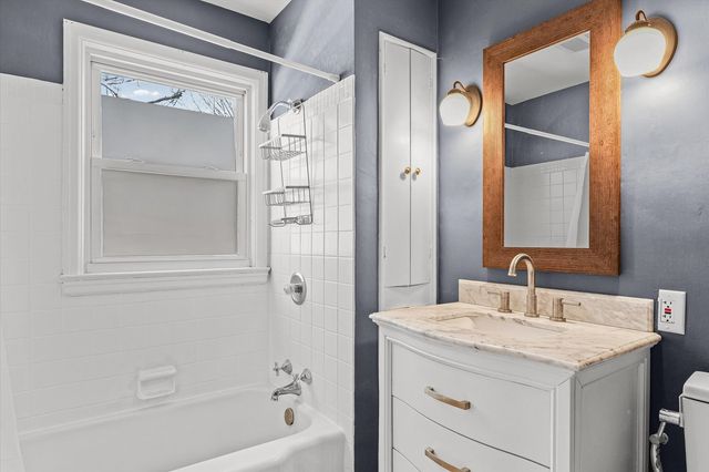 302 W Florida Avenue, Urbana, IL 61801