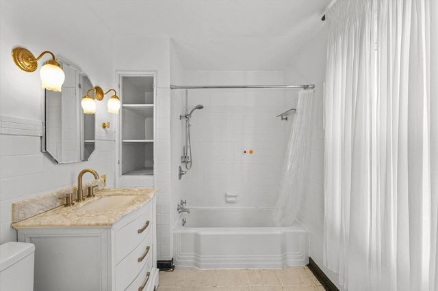 302 W Florida Avenue, Urbana, IL 61801