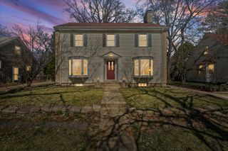 302 W Florida Avenue, Urbana, IL 61801