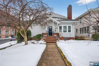 29 Temple Place, Passaic, NJ 07055