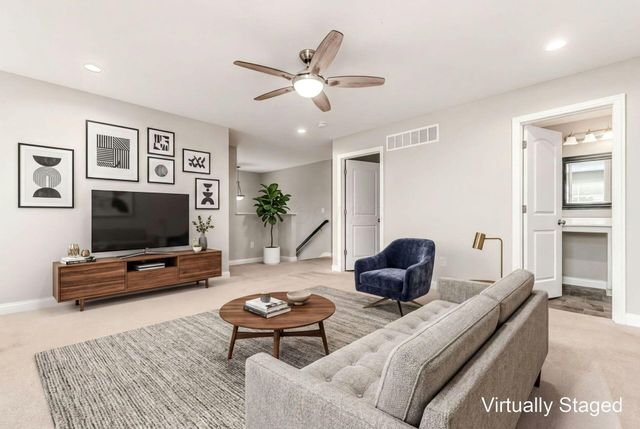 12283 Herons Landing Drive NW, Pickerington, OH 43147
