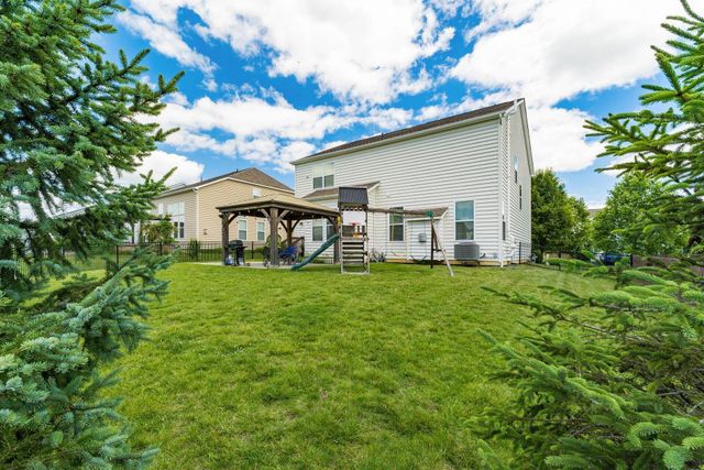 12283 Herons Landing Drive NW, Pickerington, OH 43147