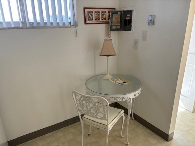 2687 N Garden Drive N 201, Lake Worth, FL 33461