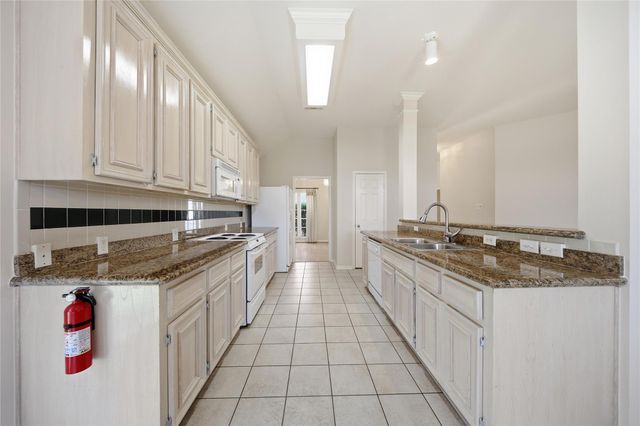 3714 Crescent Drive, Pearland, TX 77584