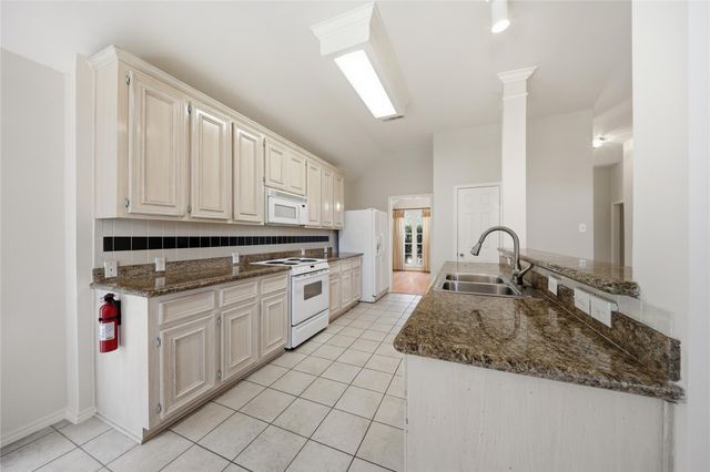 3714 Crescent Drive, Pearland, TX 77584