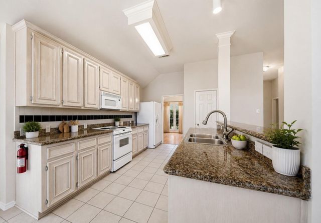 3714 Crescent Drive, Pearland, TX 77584