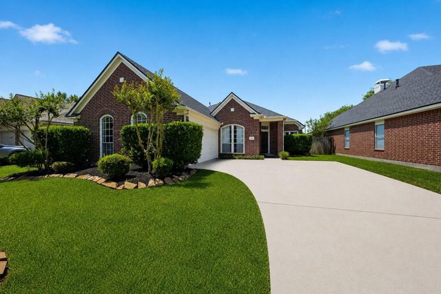 3714 Crescent Drive, Pearland, TX 77584