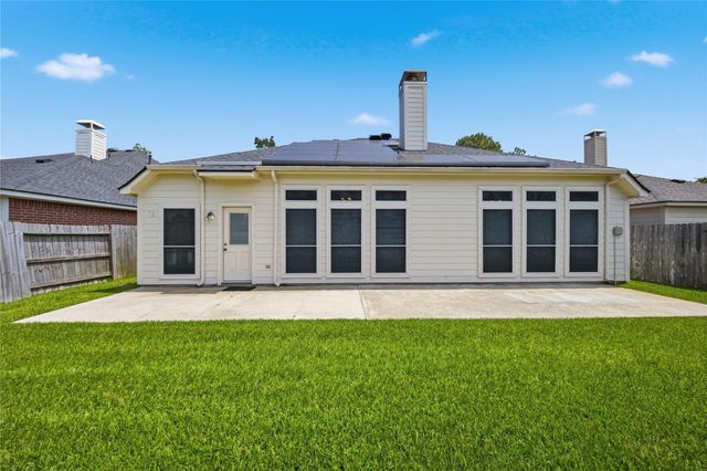 3714 Crescent Drive, Pearland, TX 77584