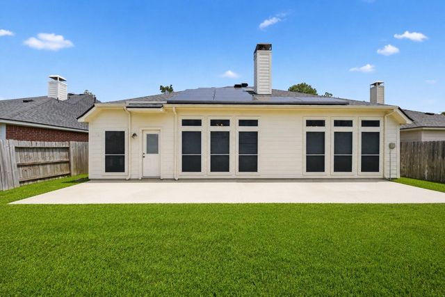 3714 Crescent Drive, Pearland, TX 77584
