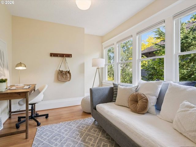 2316 Ne 27TH Ave, Portland, OR 97212