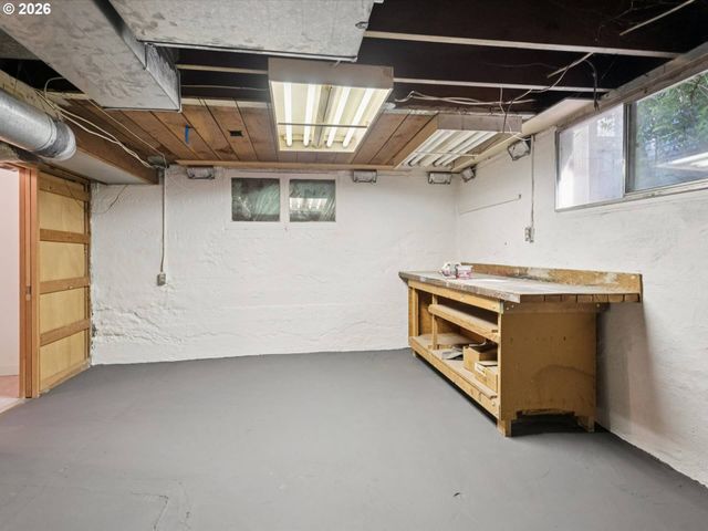 2316 Ne 27TH Ave, Portland, OR 97212