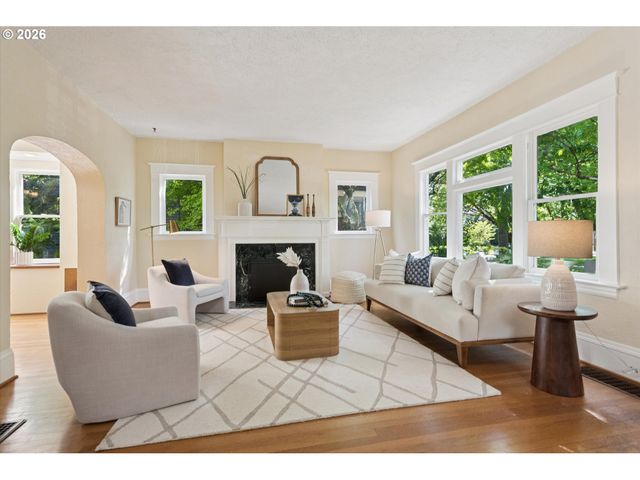2316 Ne 27TH Ave, Portland, OR 97212