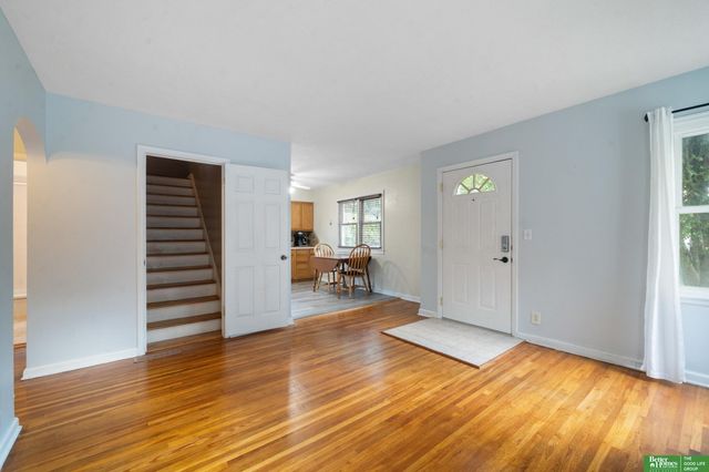 5820 Spring Street, Omaha, NE 68106