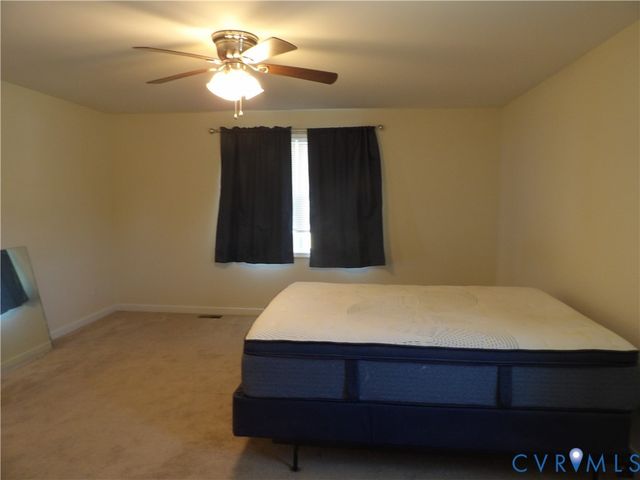 8521 Vaughan Rd, Dinwiddie, VA 23805