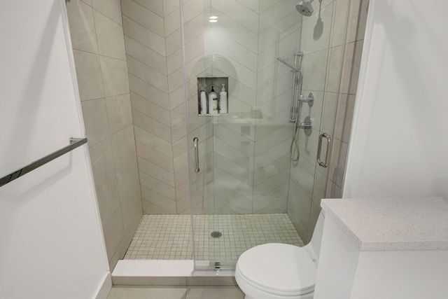 5463 NW 41st Terrace, Boca Raton, FL 33496