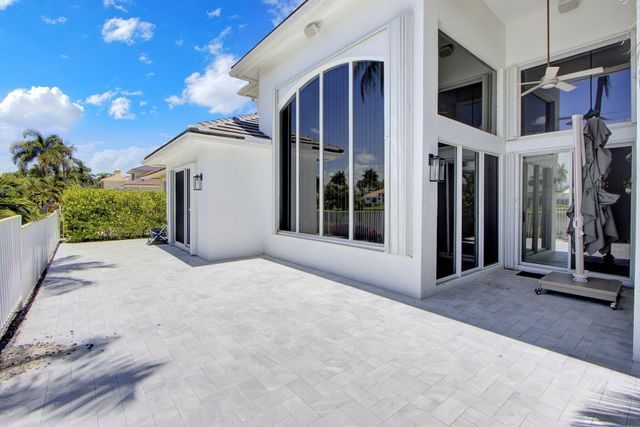 5463 NW 41st Terrace, Boca Raton, FL 33496