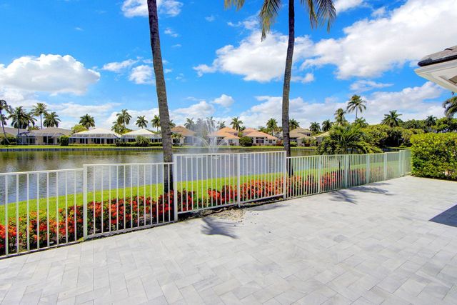 5463 NW 41st Terrace, Boca Raton, FL 33496