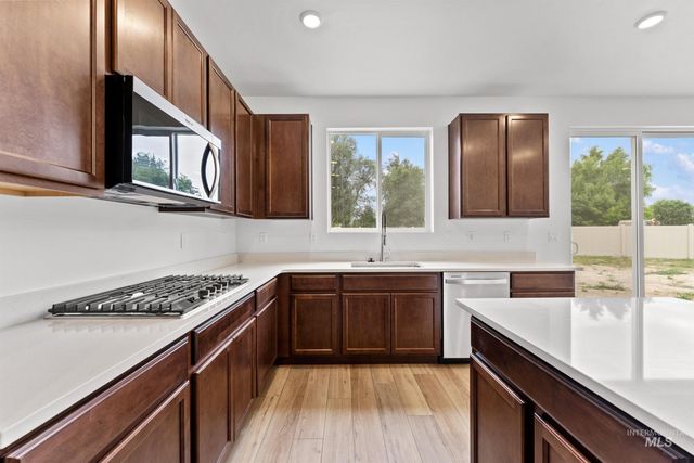 4349 E Briscoe Dr, Nampa, ID 83686
