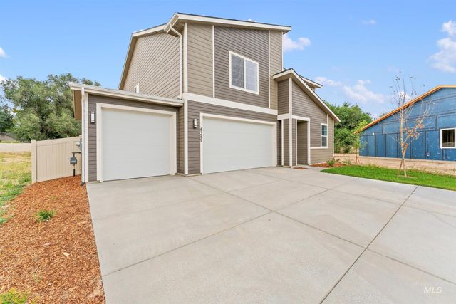 4349 E Briscoe Dr, Nampa, ID 83686