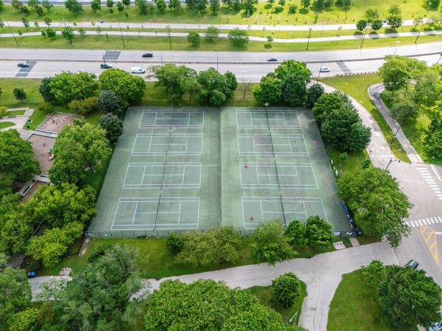 5201 S CORNELL Avenue 27D, Chicago, IL 60615