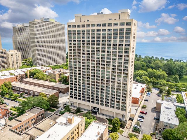 5201 S CORNELL Avenue 27D, Chicago, IL 60615