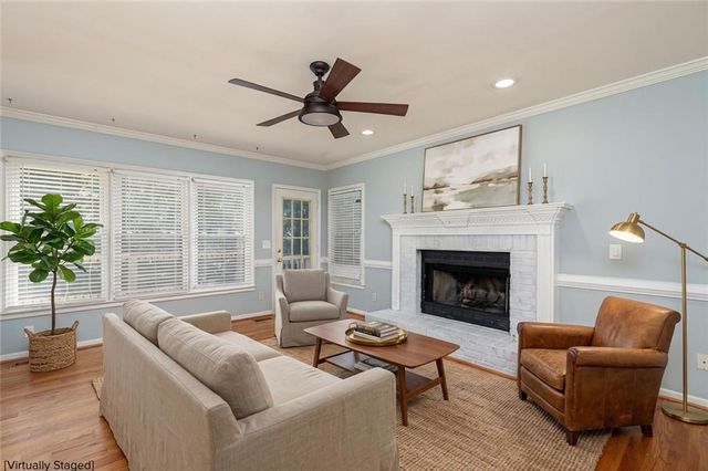 482 Broadstone Way NW, Acworth, GA 30101