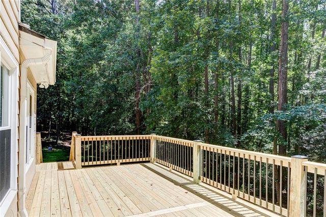 482 Broadstone Way NW, Acworth, GA 30101