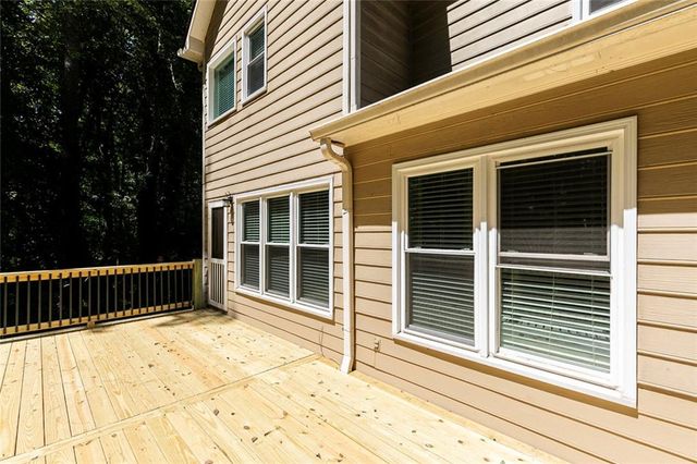 482 Broadstone Way NW, Acworth, GA 30101