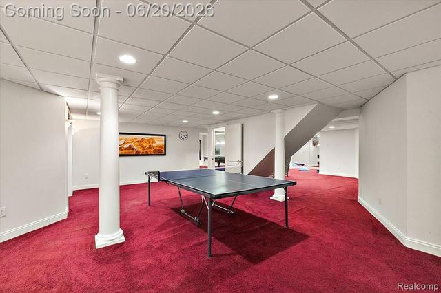 5022 Lone Pine Lane, Bloomfield Hills, MI 48302