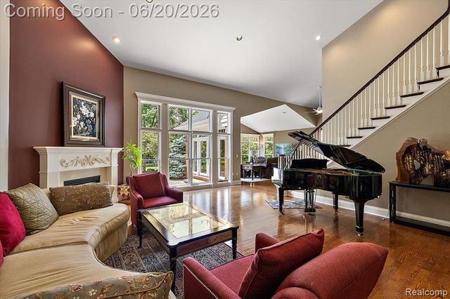 5022 Lone Pine Lane, Bloomfield Hills, MI 48302