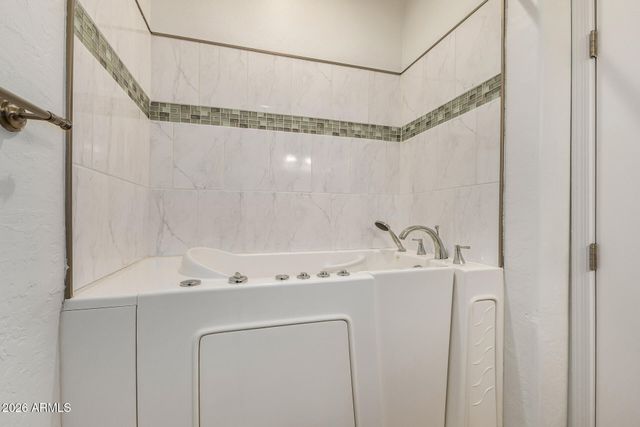 13239 N 87TH Drive, Peoria, AZ 85381