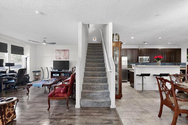 601 Menaul Boulevard NE UNIT 1404, Albuquerque, NM 87107