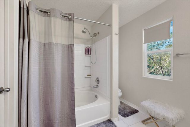 601 Menaul Boulevard NE UNIT 1404, Albuquerque, NM 87107