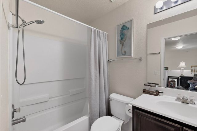 601 Menaul Boulevard NE UNIT 1404, Albuquerque, NM 87107