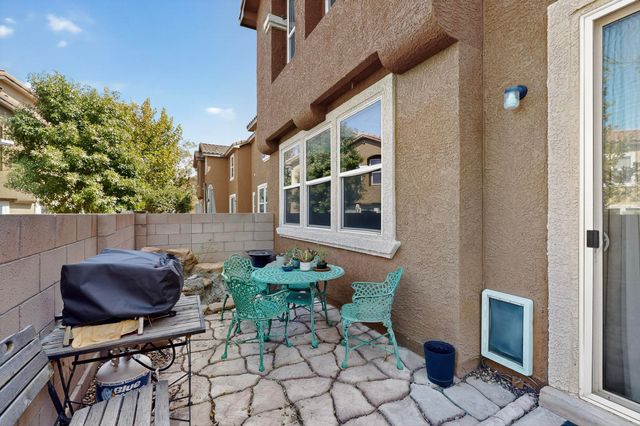 601 Menaul Boulevard NE UNIT 1404, Albuquerque, NM 87107