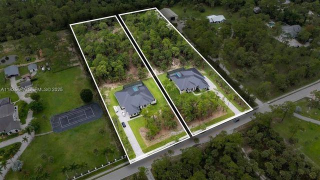 524 13th Street SW, Naples, FL 34117