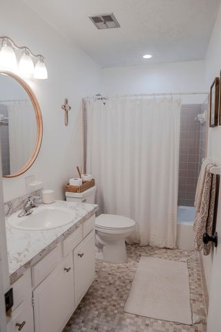 105 Cynthia Lane, Summerville, SC 29485