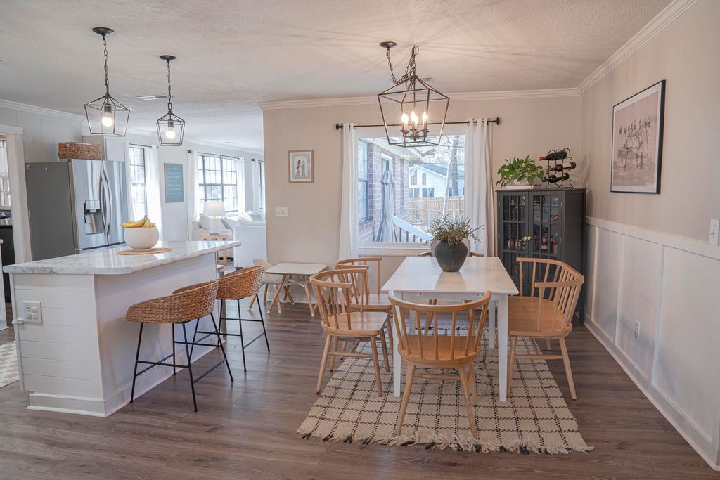 Image 11 of property listing at 105 Cynthia Lane, Summerville, SC 29485