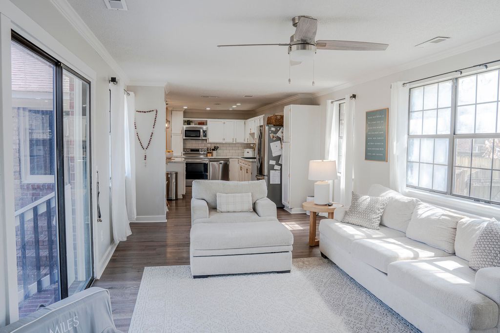 Image 22 of property listing at 105 Cynthia Lane, Summerville, SC 29485