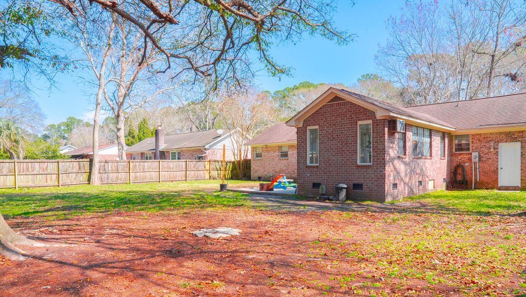 Image 42 of property listing at 105 Cynthia Lane, Summerville, SC 29485