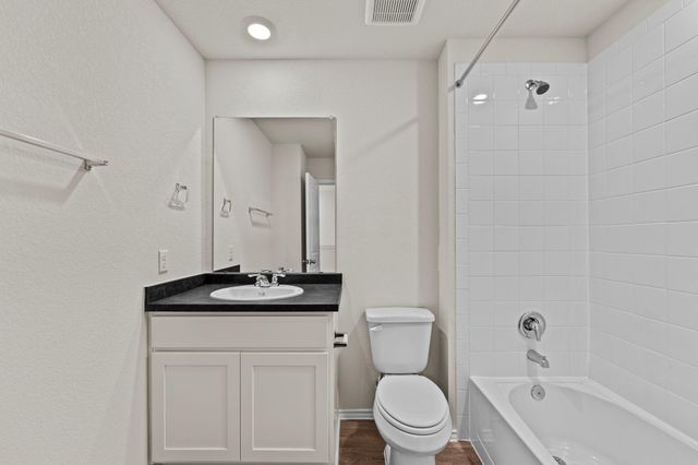 140 Kendall LN, Maxwell, TX 78656