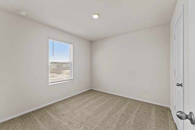 140 Kendall LN, Maxwell, TX 78656