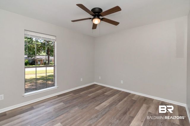 8045 Oak Hill Drive, Semmes, AL 36575